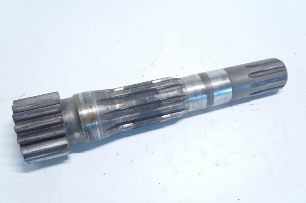 IHC 624 Steckachse Hinterachse