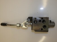 IHC 353 383 Hydrauliksteuergerät