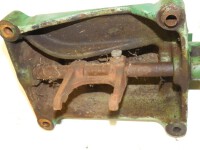Deutz Intrac 2002 Schaltdeckel für Frontzapfwelle