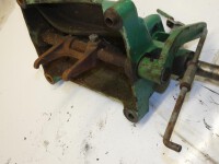 Deutz Intrac 2002 Schaltdeckel für Frontzapfwelle