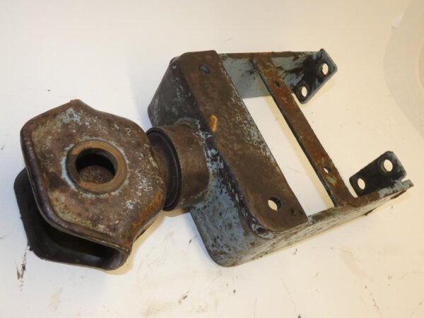 Eicher ED110/II Zugmaul Anhängemaul Anhängerkupplung