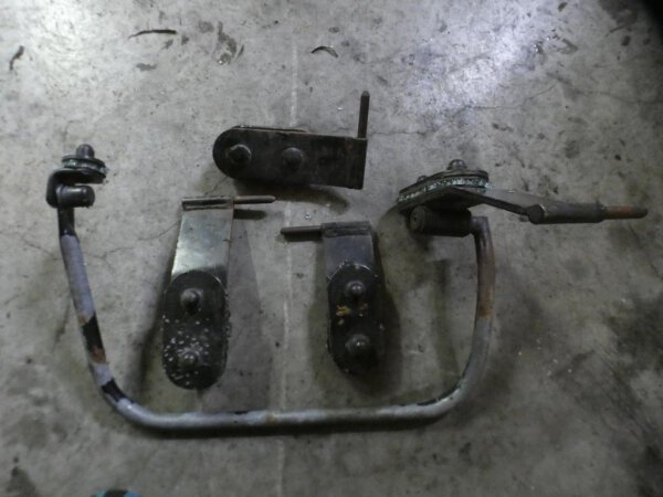 Steyr 8080 8090 SK2 Türscharniere
