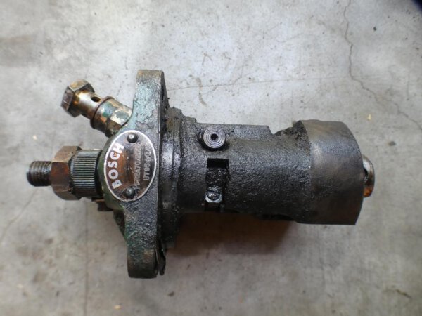 Hela Lanz Aulendorf D540 Bosch Einspritzpumpenelement PFRZA70/200 !