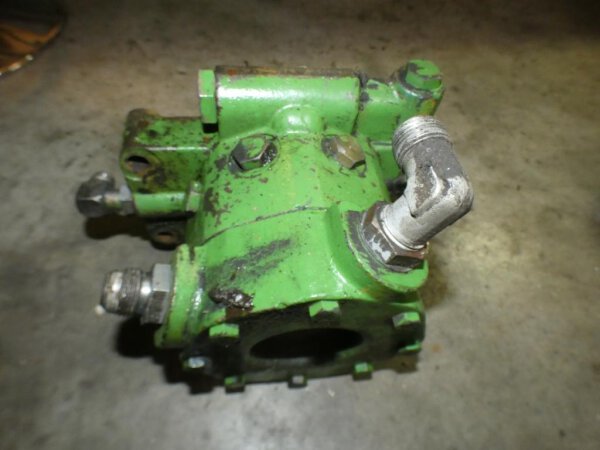 John Deere 1020 1120 S 930 2030 2040  Hydraulikpumpe