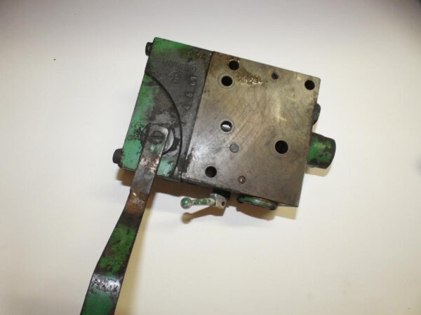 Deutz D40.2 Bosch Hydrauliksteuergerät HY/SR10H2/150/1 Regelsteuergerät