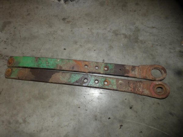 Deutz D40.2 Unterlenker ( defekt )