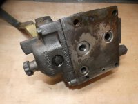 Fendt Farmer 104 S Bosch SB7 Hydrauliksteuergerät Zusatzsteuergerät 0521705043