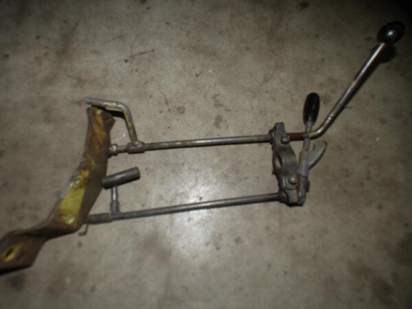 Fendt Farmer 104 S Handgashebel Hebel für Zapfwellenkupplung