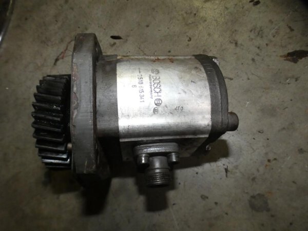 Fendt Farmer 104 S Hydraulikpumpe Bosch 0510615341