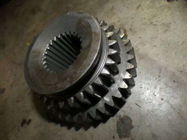 Fendt Farmer 104 S Doppelzahnrad für Zapfwelle