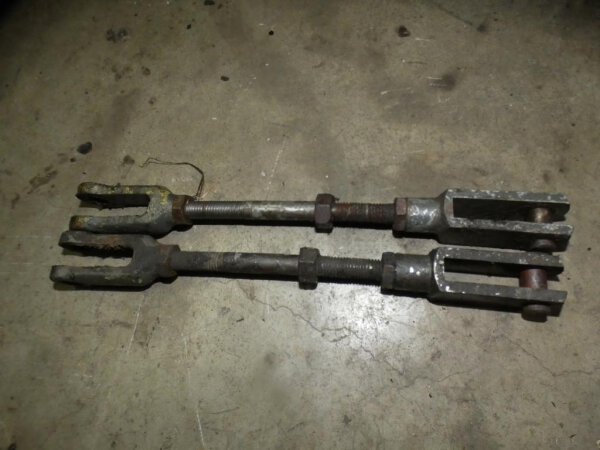 Fendt Farmer 104 S Bremsgestänge