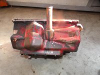 IHC Mc Cormick 523 Ölwanne D-179