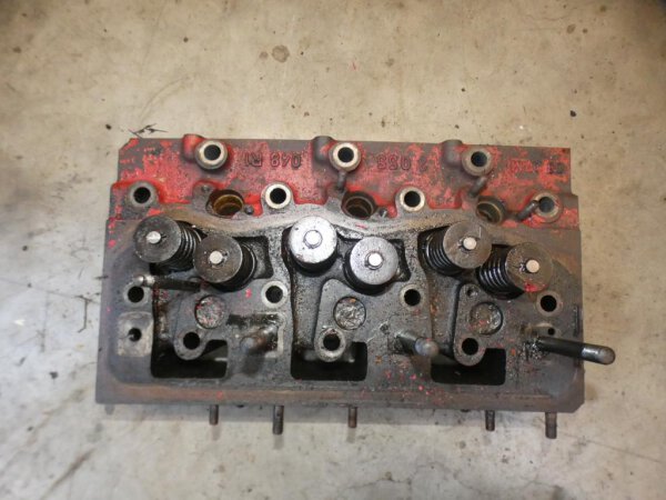 IHC Mc Cormick 523 633 553  D-179 Zylinderkopf