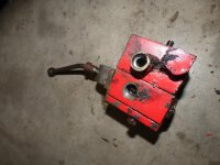 IHC Mc Cormick 523 624 353 Hydrauliksteuergerät Bosch