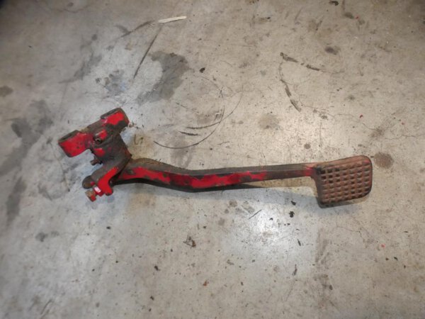 IHC Mc Cormick 523 624 Pedal für Differentialsperre