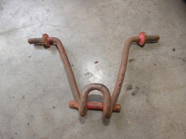 IHC Mc Cormick 523 624 Haltebügel für Oberlenker