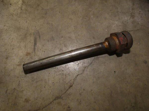 IHC Mc Cormick 523 624 Entlüftungsschraube