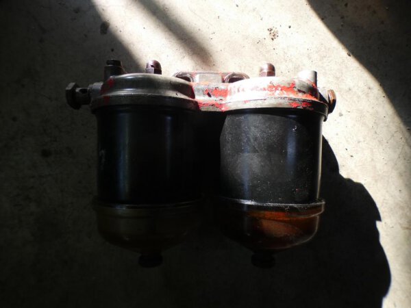 IHC Mc Cormick 523 553 D-179 Dieselfilterhalter Kraftstofffilterhalter