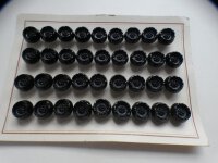 36 Stück Alte Glasknöpfe auf Musterkarte Knopfkarte Antik ca14mm  Schwarz