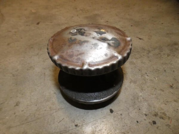 Fendt Farmer 2 DE FW228 Tankdeckel