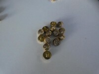 12 Stck. Metallknöpfe Antik Gold Tracht ca.10mm