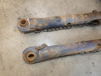 Same Minitauro 60 Unterlenkerverstrebung links und rechts !