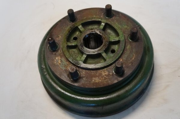 HELA D24 links Bremstrommel